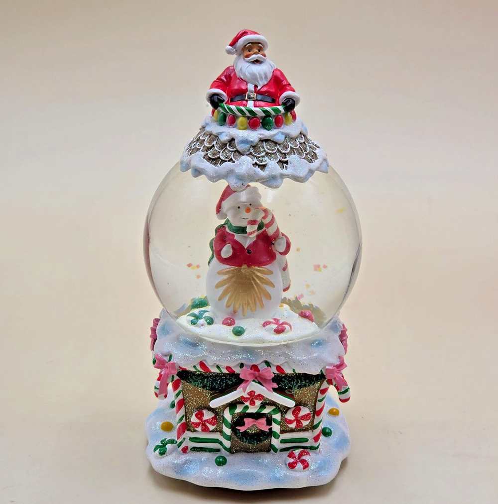Waterford Holiday Heirlooms Musical Snow Globe Santa Gingerbread House 137372